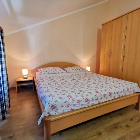 Ljubica Dole 41 Pax Crikvenica