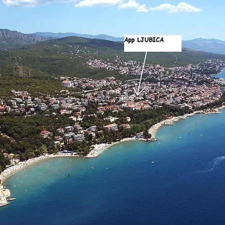 Ljubica Dole 41 Pax Apartman *